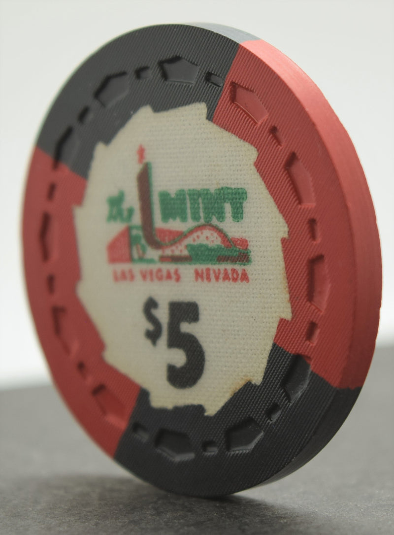 The Mint Casino Las Vegas Nevada $5 Black Denomination Chip 1964