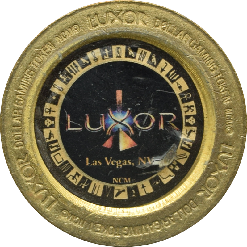 Luxor Casino Las Vegas Nevada $1 Pyramid Token 1994