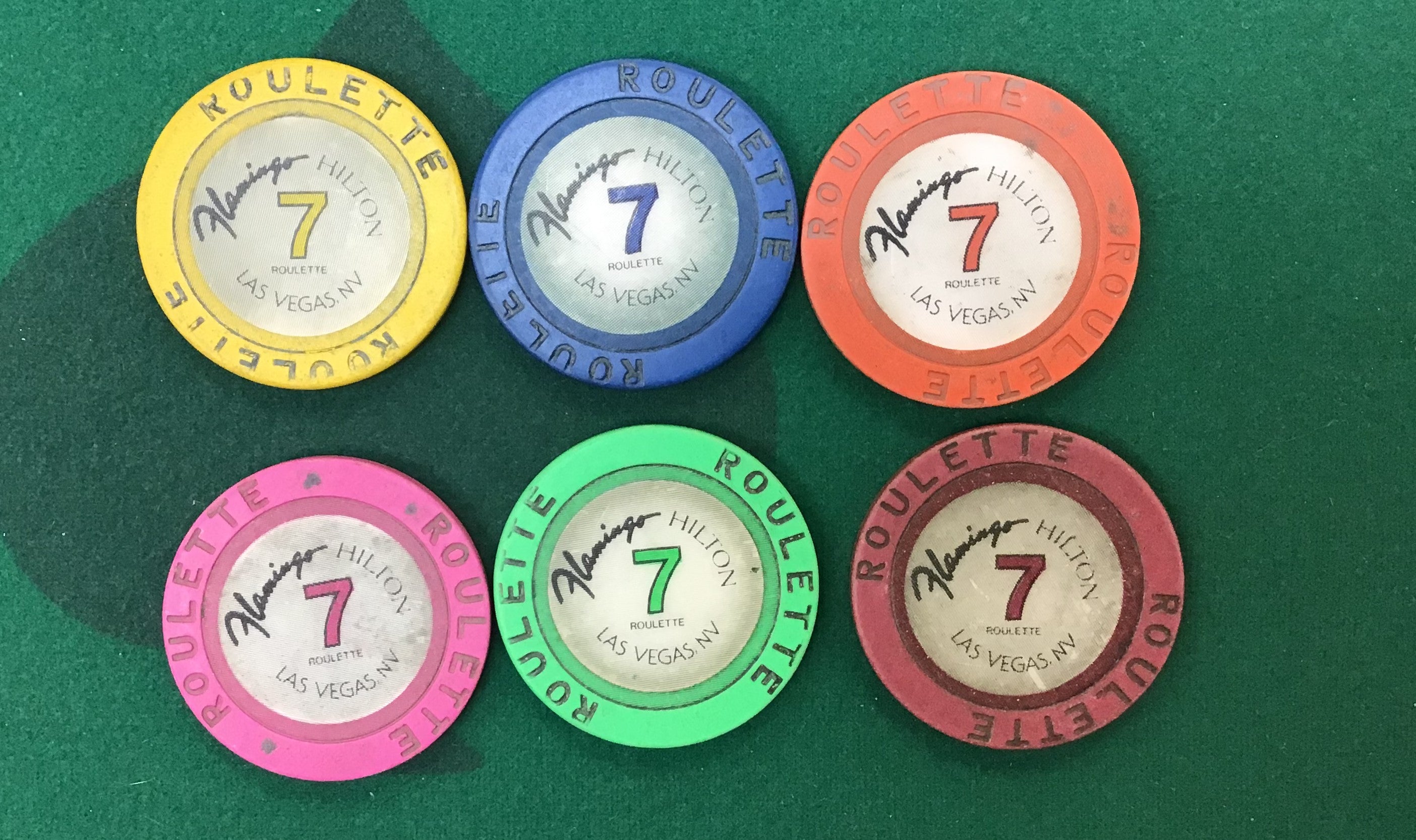 Flamingo Hilton Las Vegas 600 Roulette Chip Set